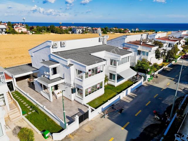 Silivri Erseven 5 Sitesi'nde Özel Tasarım Yaz kış Oturum İmkanı