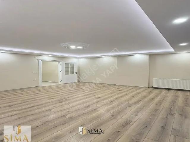 Silivri Gümüşyaka Merkezde Otoparklı Yeni Binada 2+1 Satılık !