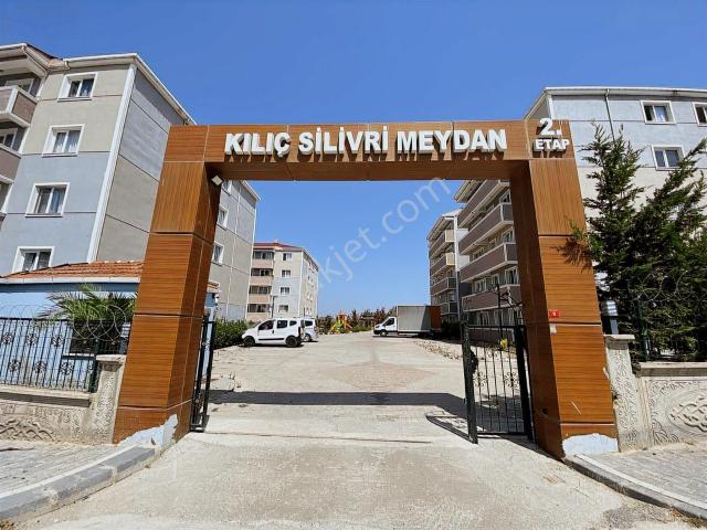 Silivri Kılıç Meydan Sitesi 2 Kiralık 3+1 120 M2 Daire