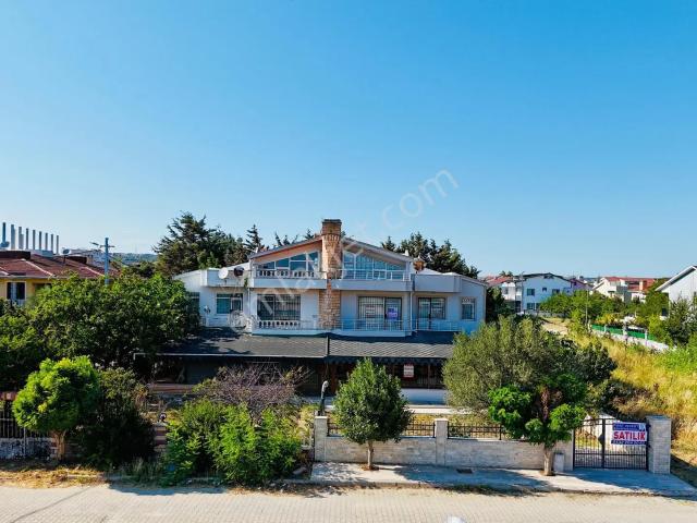 Silivri Kınalıtepe Sitesinde Satılık 3+2 Villa Denize 100 Metre