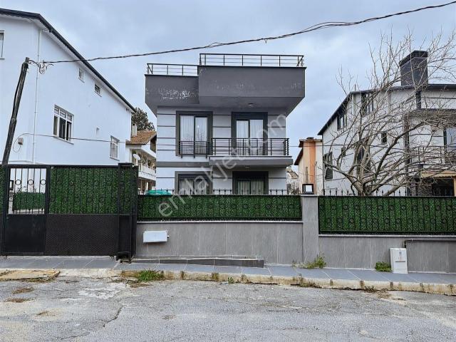 Fiyat Düştü Silivri Semizkumlarda Denize 100 Metre Müstakil