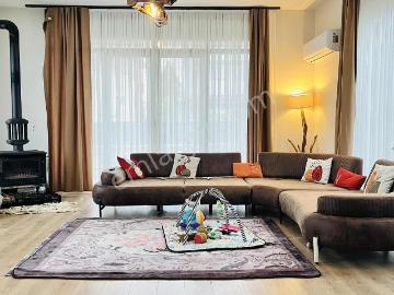 silivri Semizkumlar'da Eşyalı Kiralık Yeni Yapı Müstakil Villa