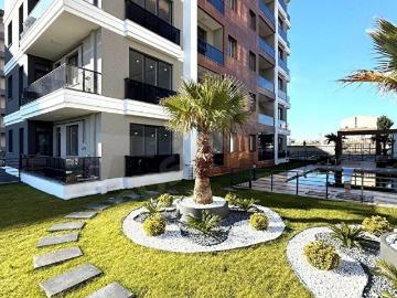 Silivri TWİN TOWERS Sitesinde Havuzlu 2+1 Satılık Daire