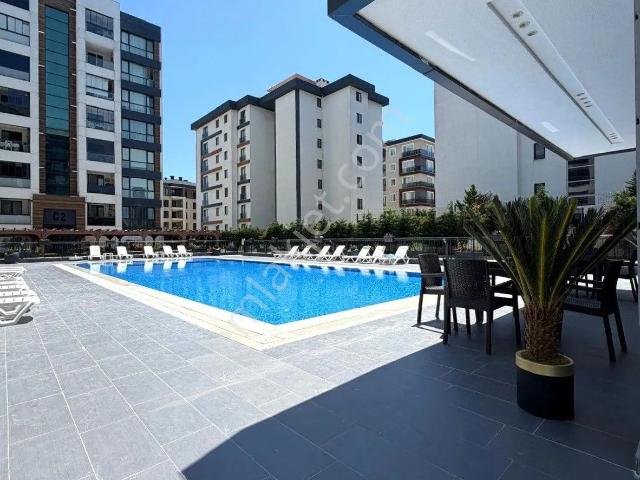Silivri Yuva Konutları Nda 3+1 Kiralık Lüks Daire