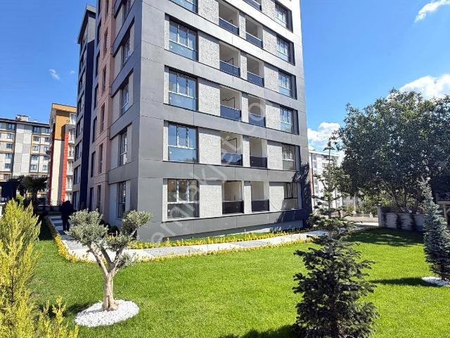 Silivri Yenimahalle De En İyi Konuma Sahip Kiralık Sıfır Daire