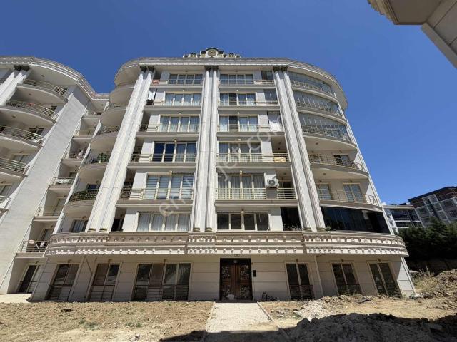 Silivri Yorulmaz Sarayları 3+1 Ferah Geniş Satılık Daire