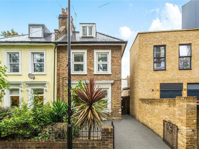 London SE13 5 bed semi detached house to rent £3,720 pcm £858 pw