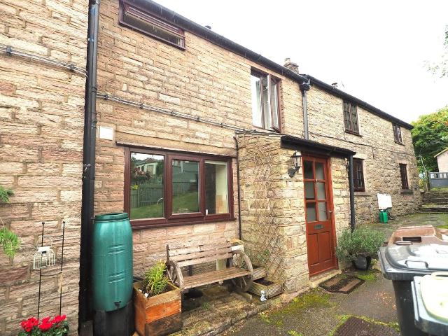 Silk Hill, Buxworth SK23, 2 bed terraced house to rent, £1,050 pcm | PrimeLocation