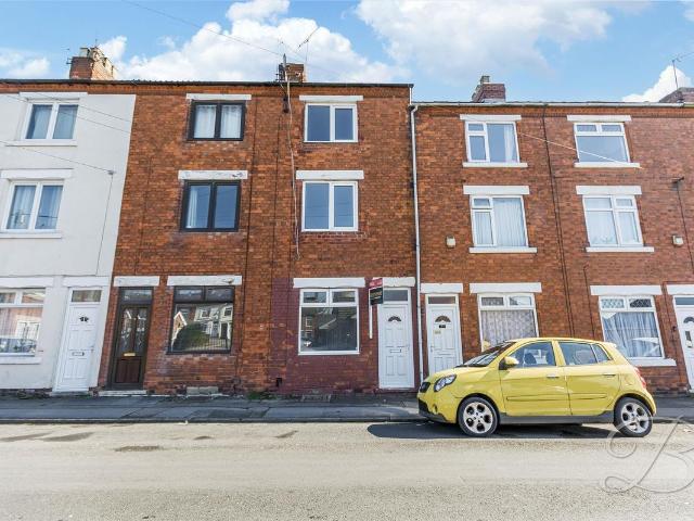 Silk Street, Sutton In Ashfield NG17, 3 bed terraced house to rent, £875 pcm | PrimeLocation
