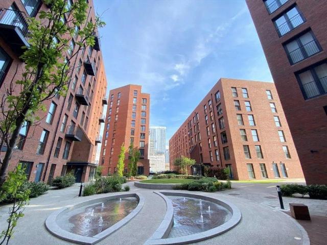 Sillavan Way, Salford M3 2 bed apartment to rent £1,400 pcm £323 pw