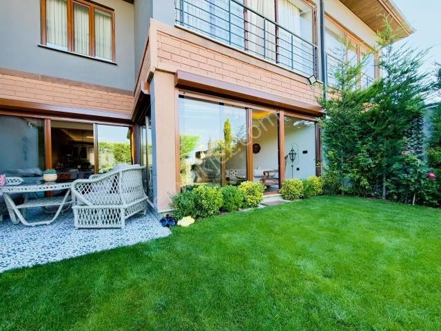 Sille Ak Mahallesinde Site İçi 4.5+1 Ultra Lüks Satılık Villa