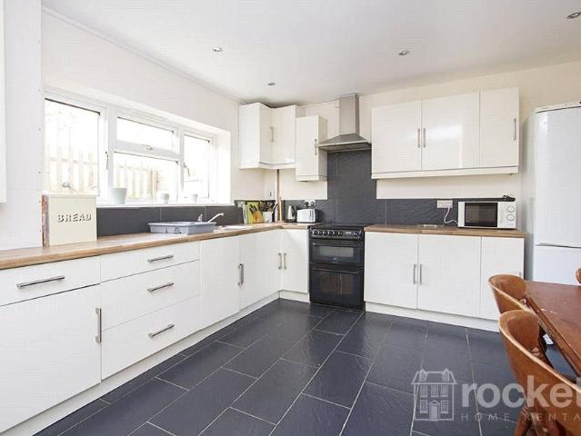 Sillitoe Place, Penkhull, Stoke On Trent, Staffordshire ST4, 3 bed semi detached house to rent, £1,095 pcm | PrimeLocation