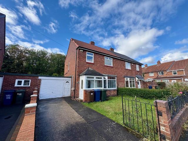 Silloth Avenue, Slatyford, Newcastle. 3 bed semi detached house to rent £1,200 pcm £277 pw