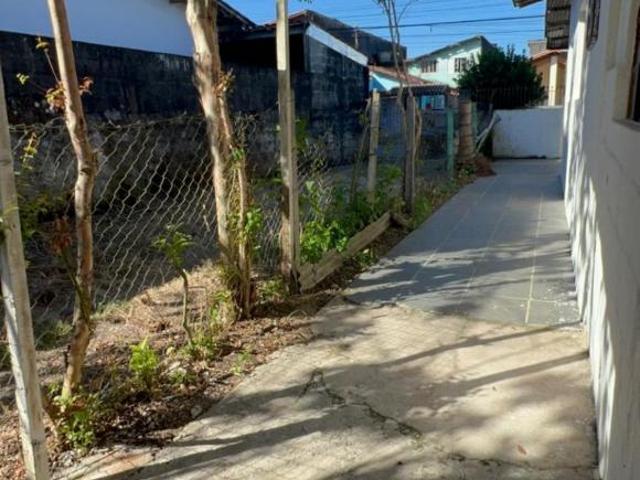 Silop terreno com 2 casas pequenas com escritura definitiva !