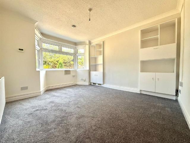 Sipson Road, Sipson, West Drayton, UB7