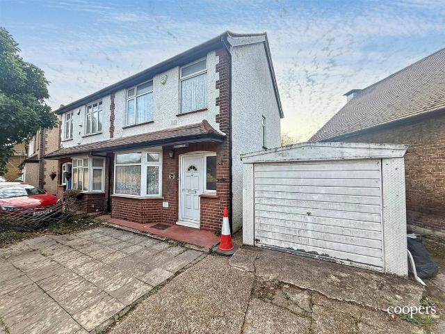Sipson Road, Sipson, West Drayton UB7, 3 bed property to rent, £2,000 pcm | PrimeLocation