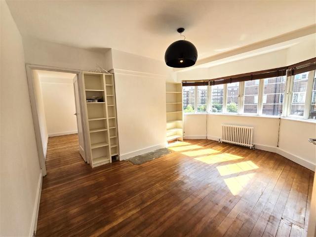 Sir Alexander Road, London W3, 4 bed flat to rent, £3,600 pcm | PrimeLocation