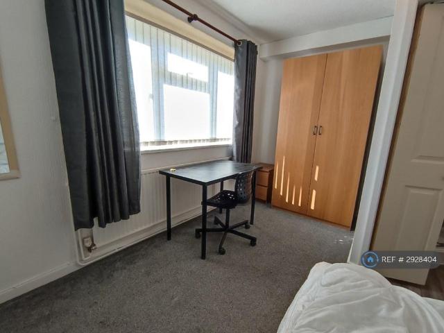 Sir Henry Parkes Road, Coventry, CV4 1 bed in a house share to rent £685 pcm £158 pw