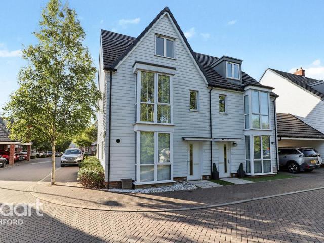 Sir John Killick Road, ASHFORD 4 bed semi detached house to rent £1,950 pcm £450 pw