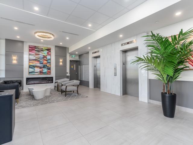 Sir William Place 2 Bedroom Bi level Apartment for Rent