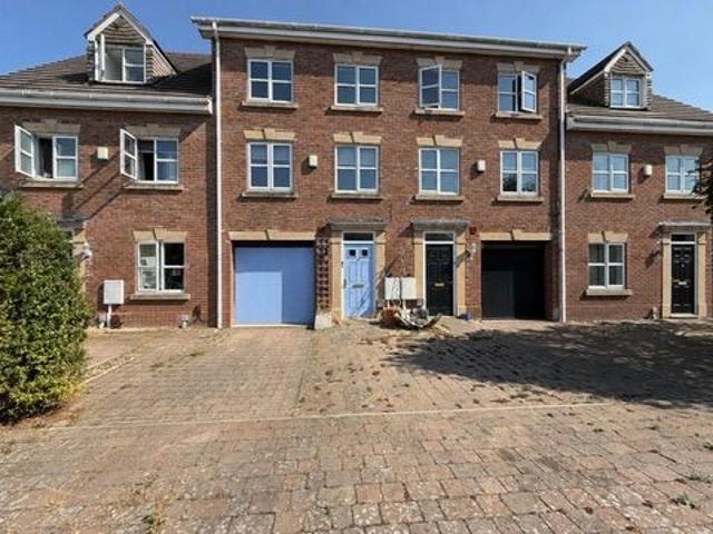 Sir Toby Belch Drive, Warwick CV34, 3 bed terraced house to rent, £1,500 pcm | PrimeLocation
