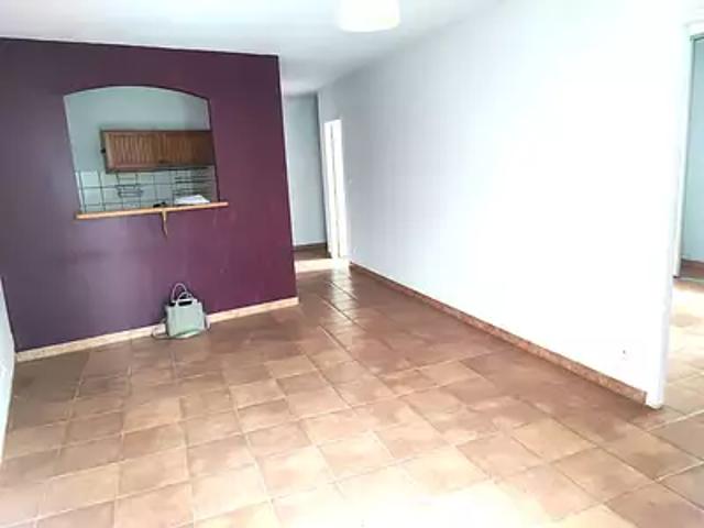 Siran 34210 Location appartement 3 pièces t3 au dernier étage