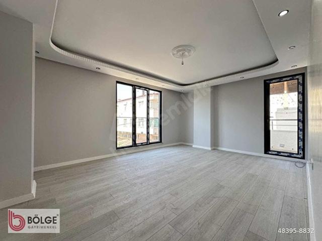 SIRASÖĞÜTLERİNDE SATILIK 2+1 ARAKAT DAİRE