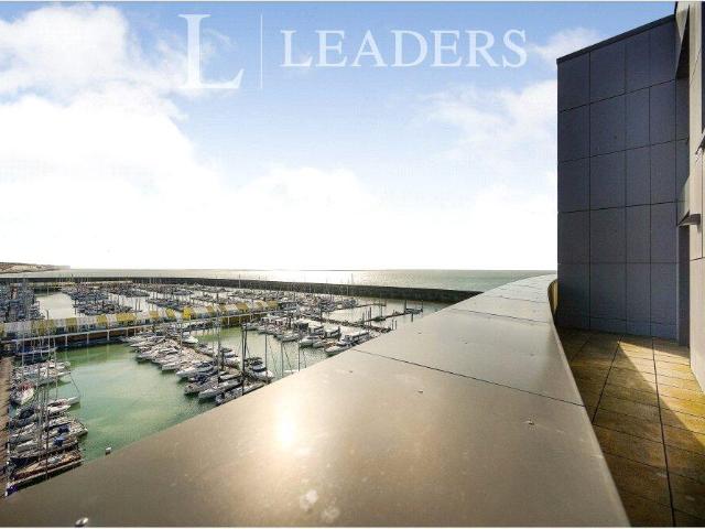 Sirius, 2 The Boardwalk, Brighton, BN2 2 bed flat to rent £1,900 pcm £438 pw
