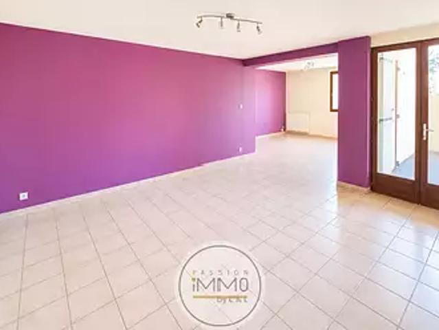 Sisteron 04200 Achat / Vente appartement 5 pièces t5 au dernier étage