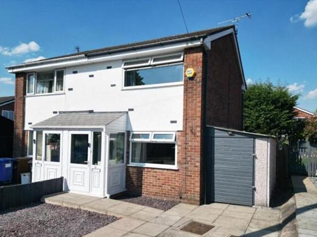 Siskin Road, Stockport, 2 Bedroom Semi detached