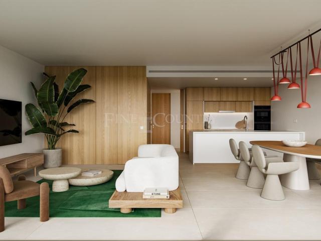 Situado numa zona tranquila a apenas cinco minutos da praia. 144m² Alvor
