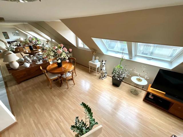 SITUATION TOP*APPARTEMENT DUPLEX *RARE SUR LE SECTEUR