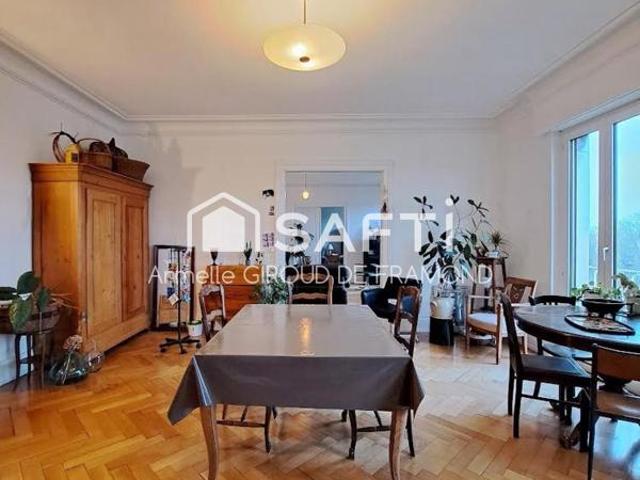 Situé à mulhouse dans quartier agréable de daguerre dornach, spacieux 5 pièces de caractère – 160 m² – charme de l'ancien rénové, lumineux, traversant et sans vis à vis