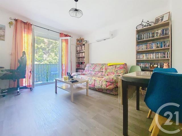 Situé au 2ème étage d'une résidence bien entretenue, nous vo. 47m² Amélie les Bains Palalda