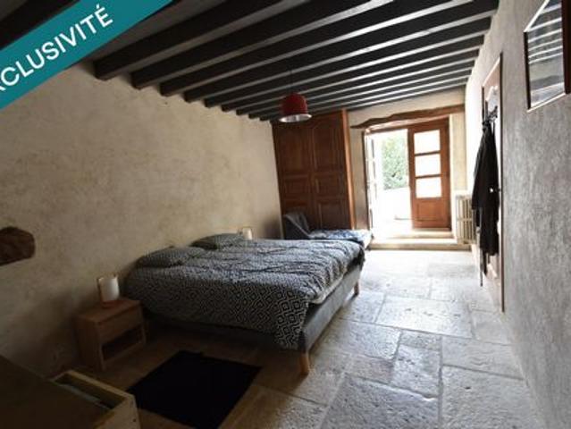Situé sur la commune de Bligny les beaune, cette maison de caractère avec un cachet exceptionnel vous séduira