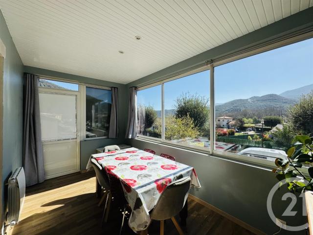 Située dans un quartier résidentiel paisible de Amélie les B. 92m² Amélie les Bains Palalda
