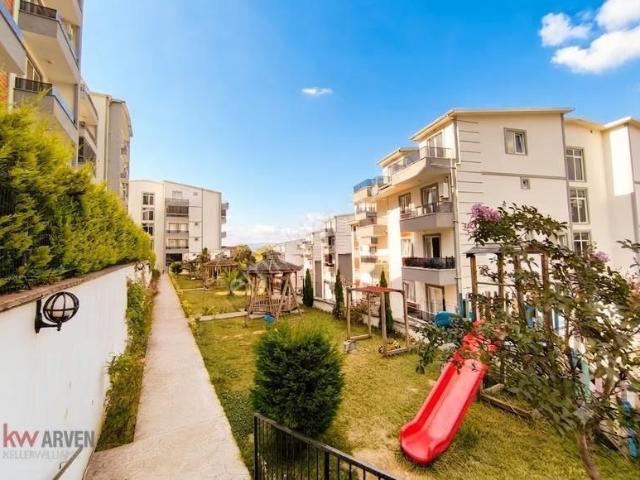 Site İçerisin De Asansörlü Ferah 135 M2 3+1 Arakat Kiralık Daire