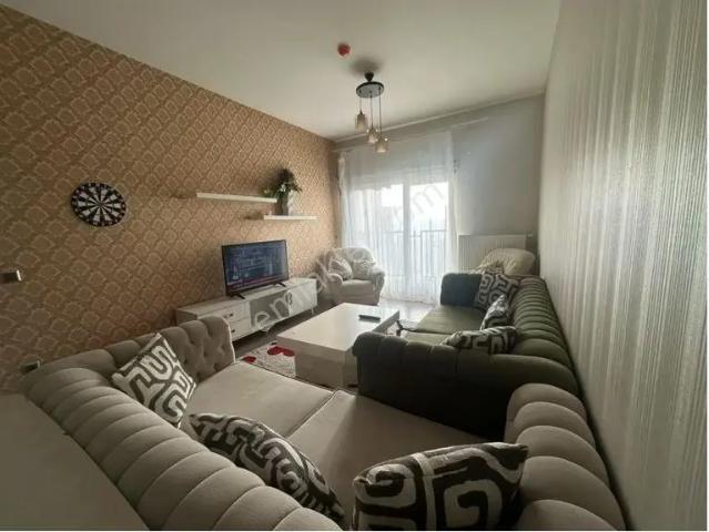 Site İçerisinde 1+1 Havuz Manzaralı Eşyalı Daire