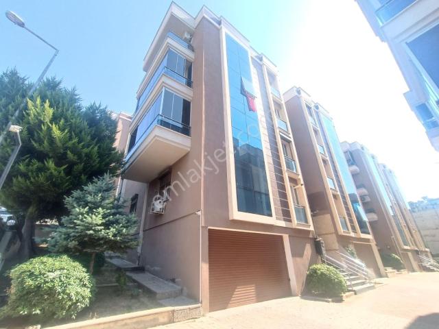 Site İçerisinde 3+1 Asansörlü Yeni Bina Satılık Daire