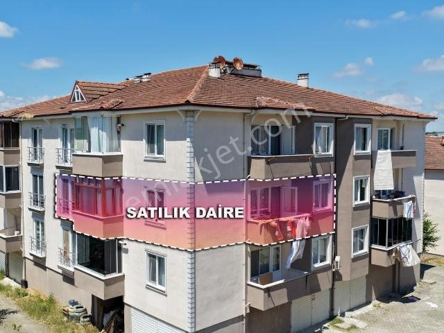 'site İçerisinde 3+1 Garajlı Depolu 2. Kat Satılık Daire '