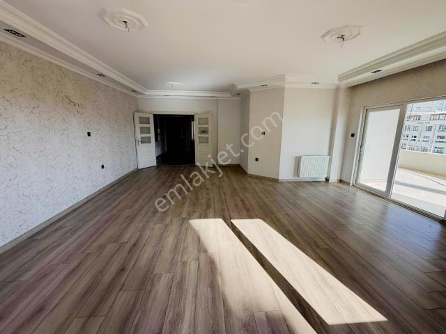 Site İçerisinde 4+1 Bakımlı Lüks Daire