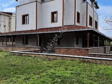 Site İçerisinde 500mt2 Arsa İçine Kurulu Satılık Villa