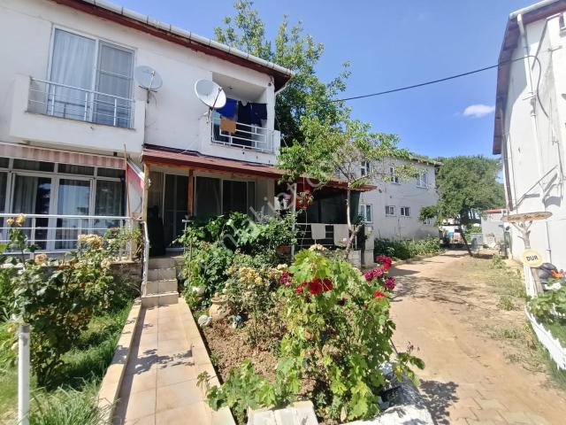 Site İçerisinde Denize Sıfır Dublex Full Eşyalı Kiralık Yazlık