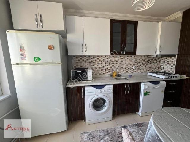 site İçerisinde Eşyalı Kiralık Ara Kat Daire