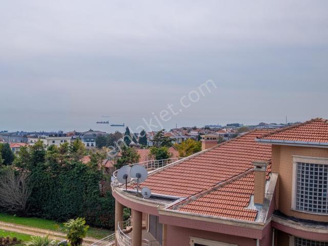 Site İçerisinde Full Deniz Manzaralı Dubleks Teraslı Kiralık 4+1