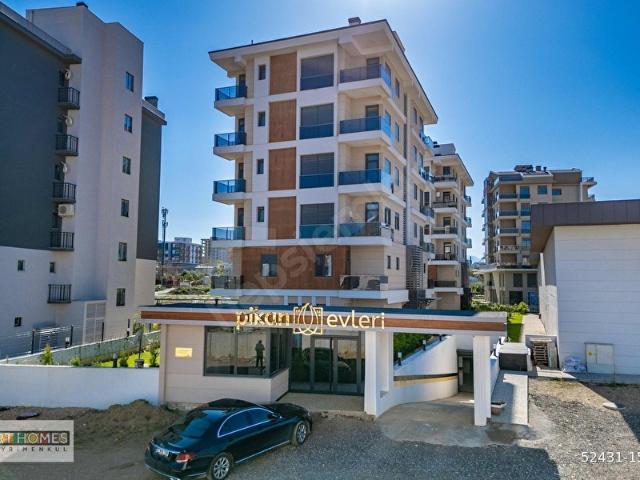 Site İçerisinde Full Eşyalı 3+1 Bahçe Dubleksi Havuzlu