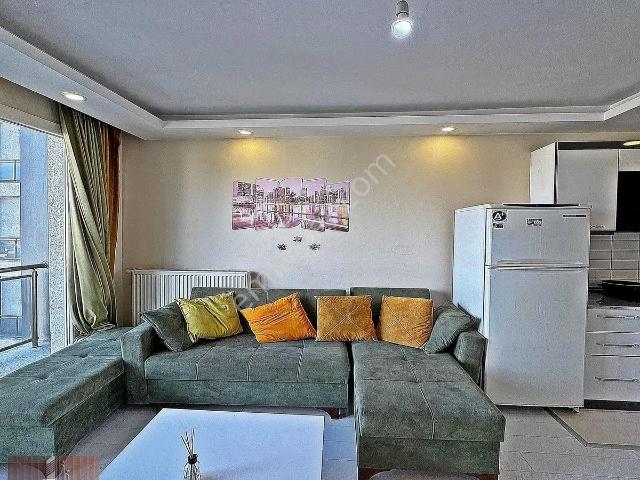Site İçerisinde Full Eşyalı Metrobüse Yakın 1+1 Kiralık Daire!
