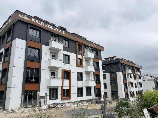 Site İçerisinde Kapalı Otoparklı 2+1 Ara Kat Daire