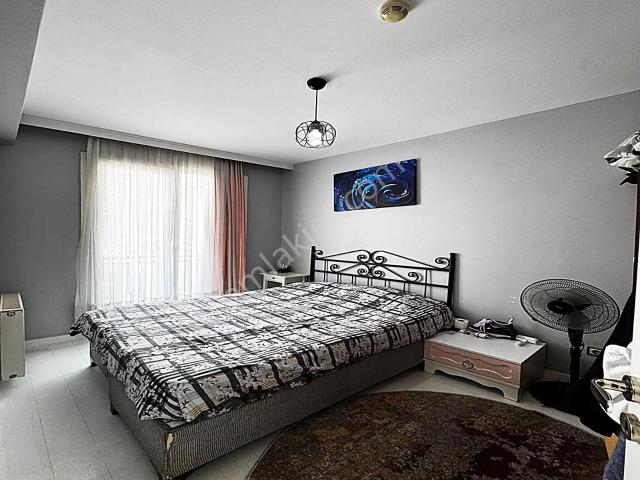 Site İçerisinde Lüks 1+1 Satılık Daire Yatırım İçin İdeal