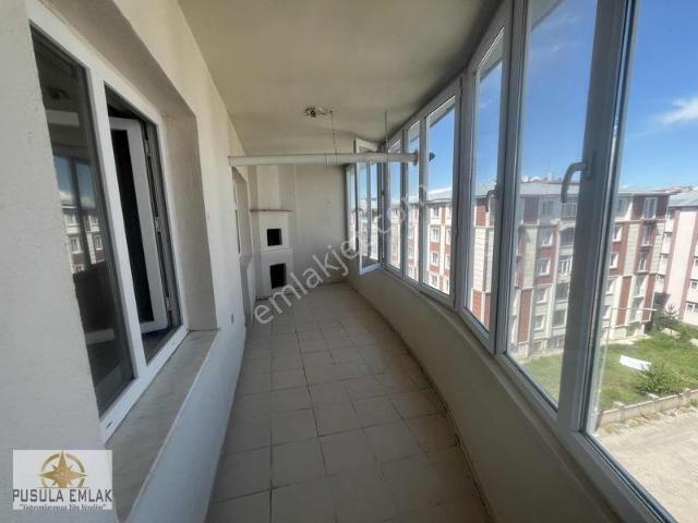 Site İçerisinde Satılık 4+1 Daire